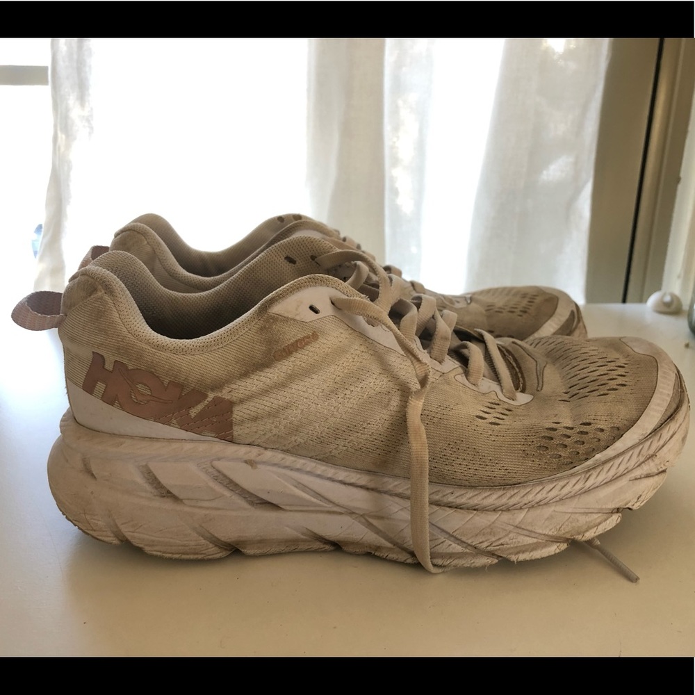 Hoka One One Clifton 6